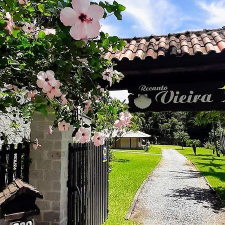 Recanto Vieira Praia Do Estaleiro Balneário Camboriú 외부 사진