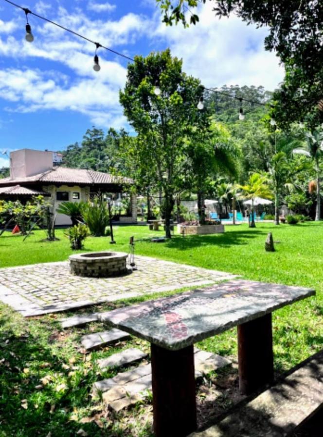 Recanto Vieira Praia Do Estaleiro Balneário Camboriú 외부 사진